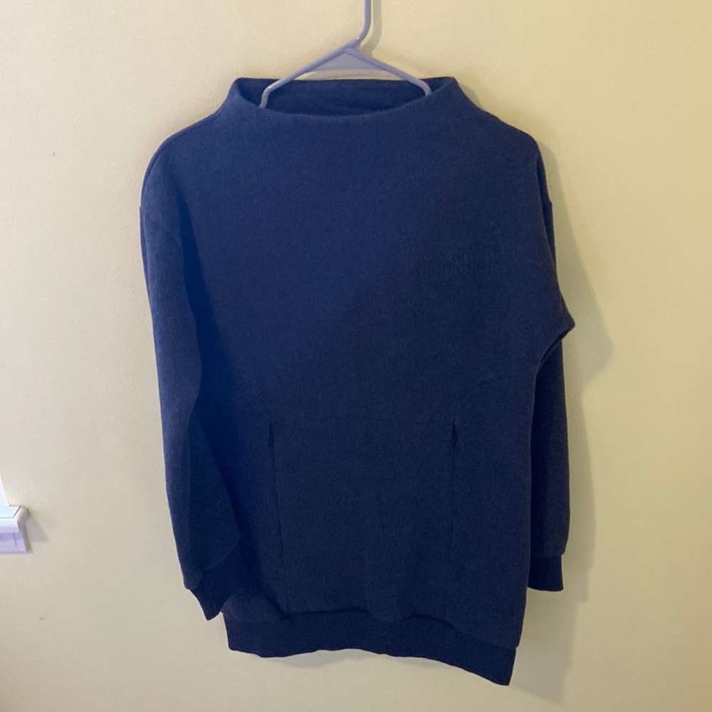 Gymshark Sweatshirt - Picture 2 of 5